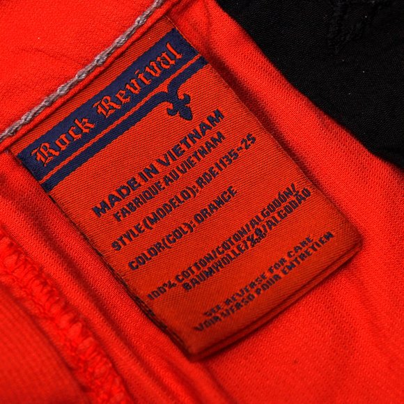 **SOLD* SOLD *SOLD**  Rock Revival Shorts - Picture 5 of 6